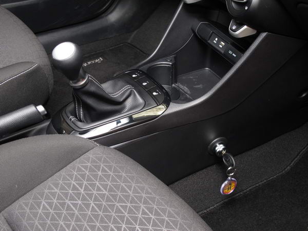 Kia Picanto III. 2017- váltózár